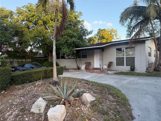 12430 SW 184th St