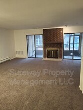 1005 Bromley Estate in Pine Hill, NJ - Building Photo - Building Photo