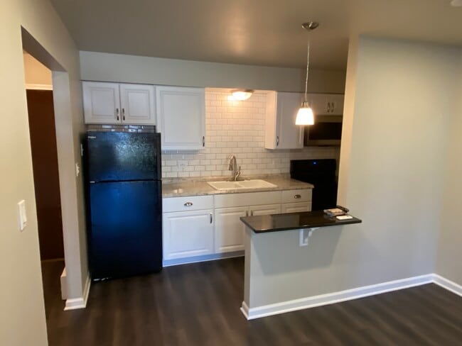 121 S Washington St, Unit 3