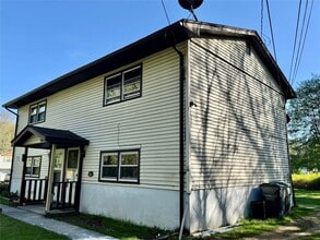 1 Maple Ln in Westbrookville, NY - Building Photo - Building Photo