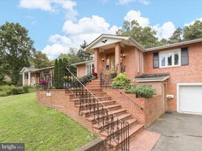 4100 Downing St in Annandale, VA - Building Photo - Building Photo