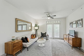 Waller Creekside in Austin, TX - Foto de edificio - Building Photo