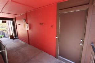 1200 S Riordan Ranch St in Flagstaff, AZ - Building Photo