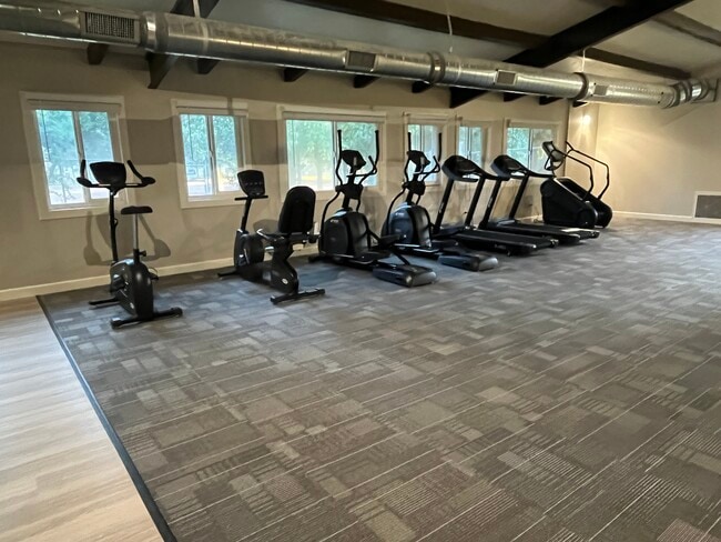 Garden West One Apartments in Yuba City, CA - Foto de edificio - Building Photo