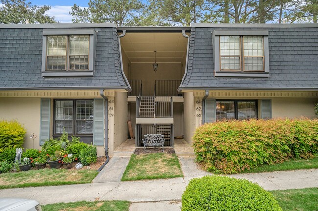 property at 62 Adrian Pl NW