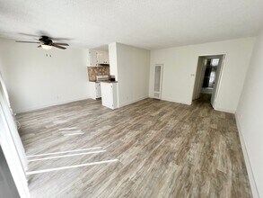 3746 S Canfield Ave, Unit 3 in Los Angeles, CA - Foto de edificio - Building Photo