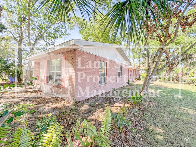 420 Allamanda Dr in Lakeland, FL - Building Photo - Building Photo