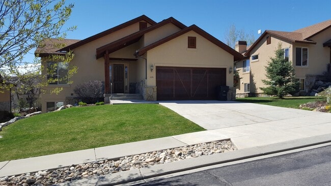 property at 1123 Sunburst Ln