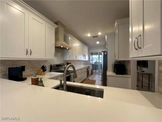 property at 1728 Morning Sun Ln