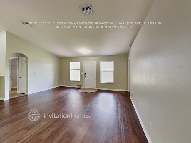 6333 Fielding St in North Port, FL - Building Photo - Building Photo