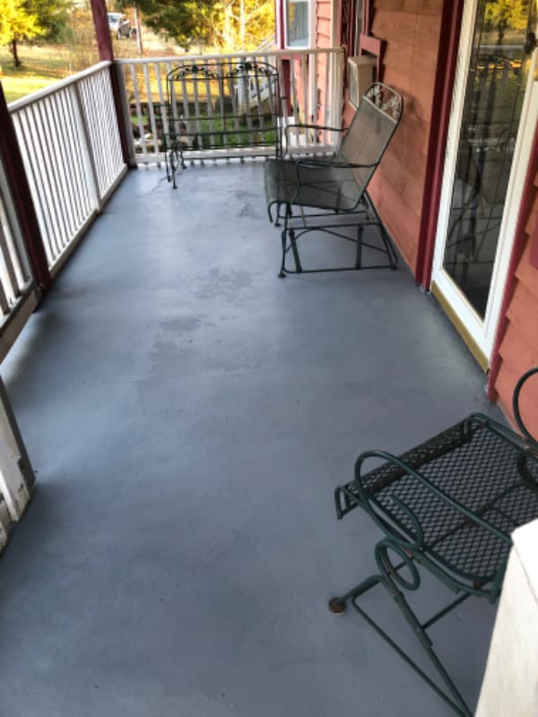 429 Hollywood Church Rd in Clarkesville, GA - Foto de edificio - Building Photo