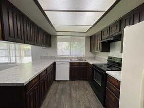 1714 Briar Meadow Dr in Arlington, TX - Building Photo - Building Photo