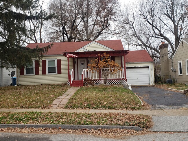 property at 1931 Bryant Ave