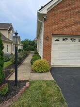 22903 N Brown Square in Ashburn, VA - Building Photo - Building Photo