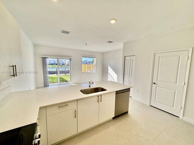 17908 SW 358th St in Homestead, FL - Building Photo - Building Photo