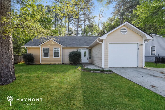 10414 Candlelight Rd in Jonesboro, GA - Building Photo