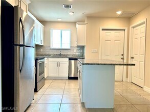 1625 SW 1st Ave in Cape Coral, FL - Building Photo - Building Photo