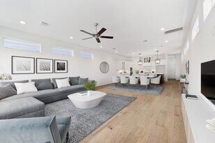 1127 E 23rd St in Houston, TX - Building Photo