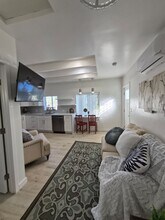 10924 Polaris Dr in San Diego, CA - Building Photo - Building Photo