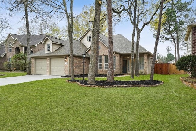 11 Davis Cottage Ct in Conroe, TX - Building Photo - Building Photo