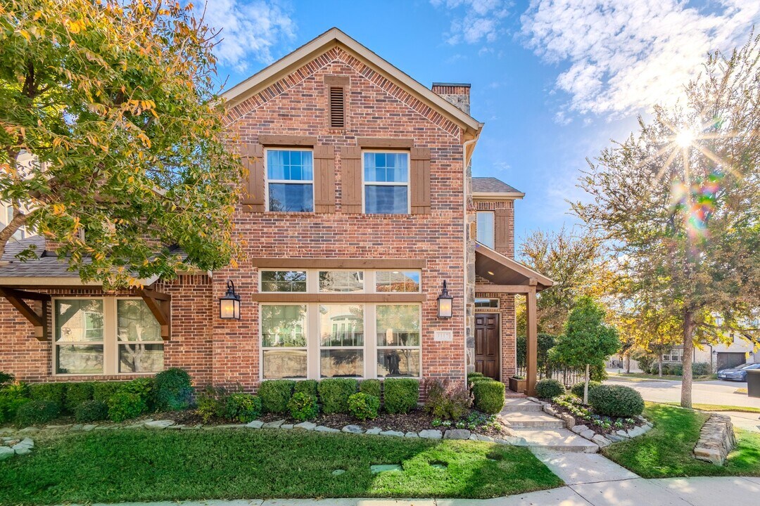 1117 Ferndale Dr in Allen, TX - Foto de edificio