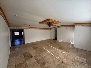 2430 N Central Ave in Kissimmee, FL - Building Photo - Building Photo