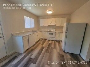 803 S Logan Ave in Colorado Springs, CO - Building Photo - Building Photo