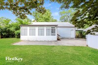 5819 Cedar Ave photo'