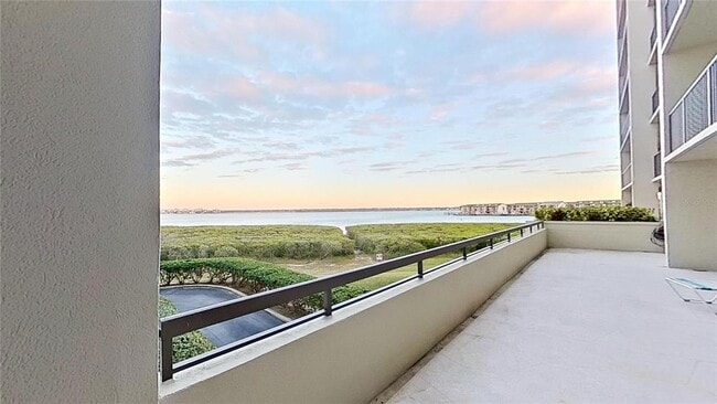 1501 Gulf Blvd in Clearwater, FL - Foto de edificio - Building Photo