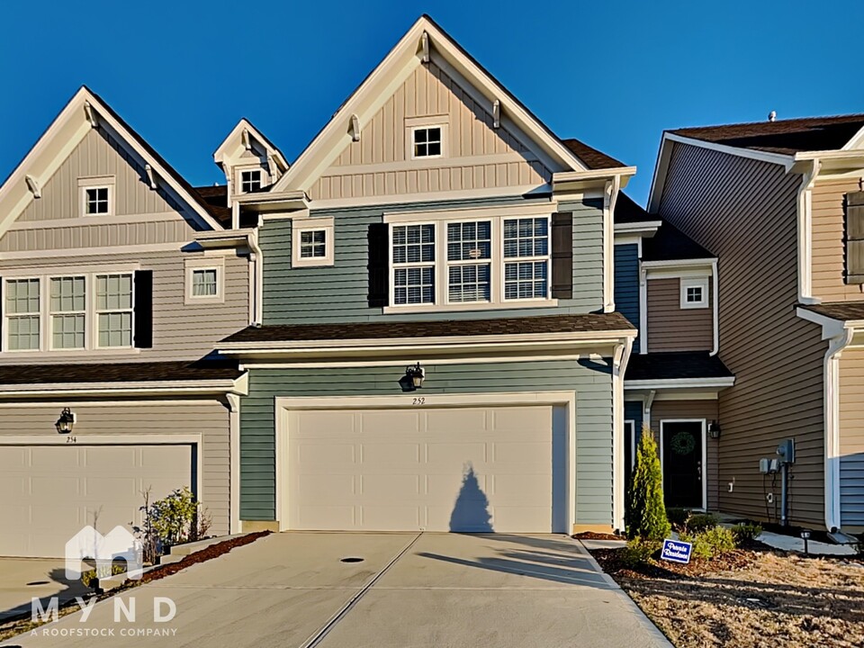 252 Shingle Oak Rd in Wake Forest, NC - Building Photo