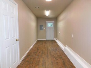 554 Jay St in Shady Shores, TX - Foto de edificio - Building Photo