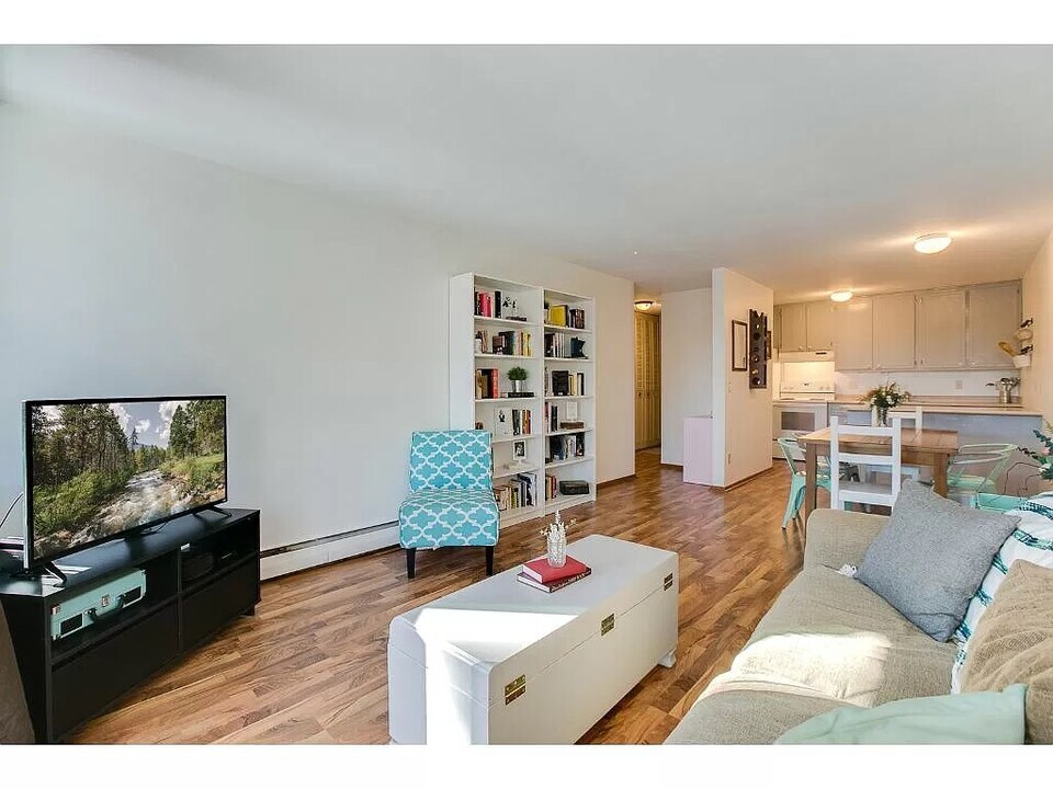 4010 S 15th Ave in Minneapolis, MN - Building Photo