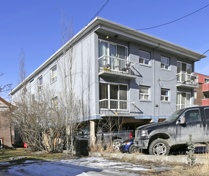 The Constellation in Calgary, AB - Building Photo