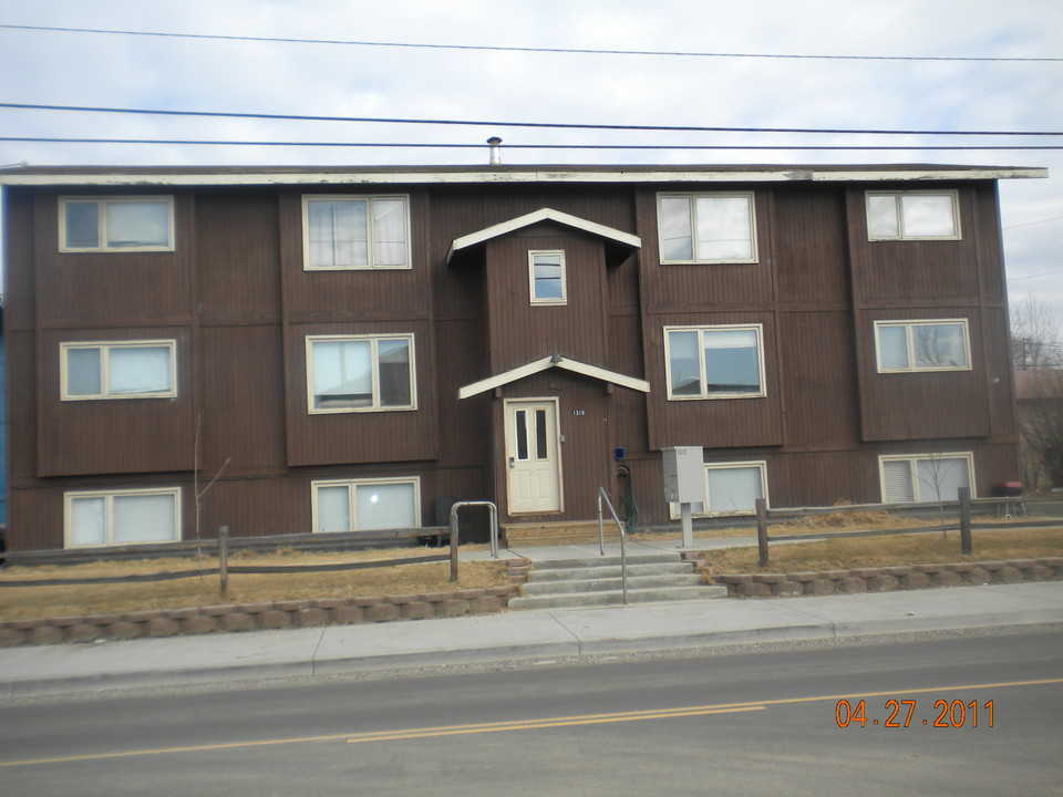 1318 23rd Ave in Fairbanks, AK - Building Photo