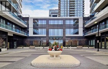 35-335 Watergarden Dr in Mississauga, ON - Building Photo - Building Photo