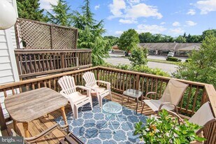 29 Harbour Heights Dr in Annapolis, MD - Building Photo