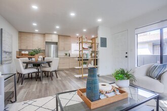 4197 Tiberon Dr in Oceanside, CA - Building Photo - Building Photo