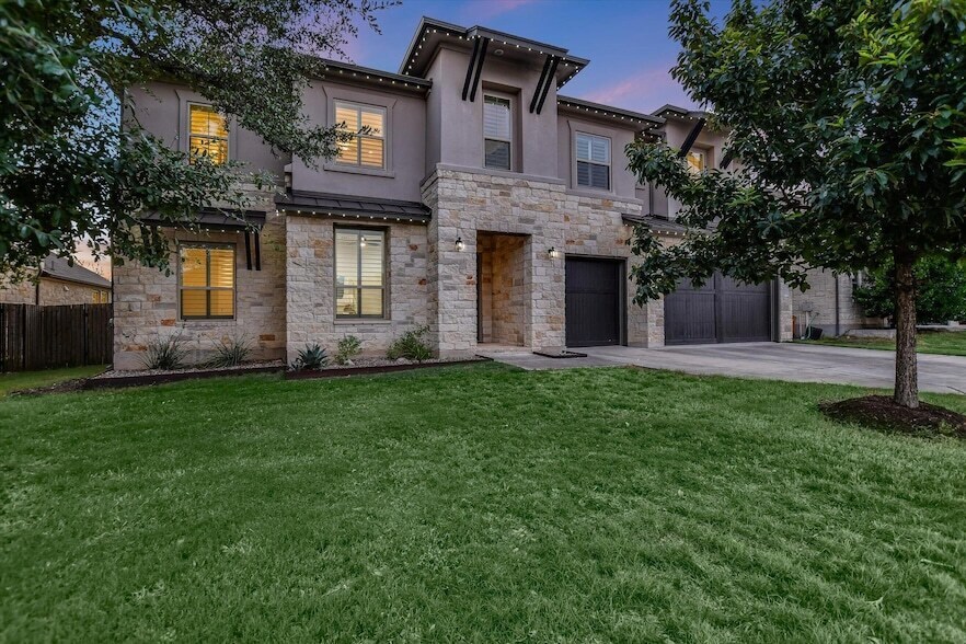 12812 Padua Dr, Unit 746-3N in Austin, TX - Building Photo