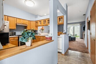2518 Arcadia Cir in Naperville, IL - Building Photo - Building Photo