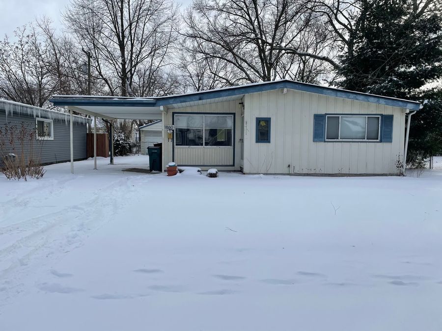 1860 Moorhouse St in Ferndale, MI - Building Photo
