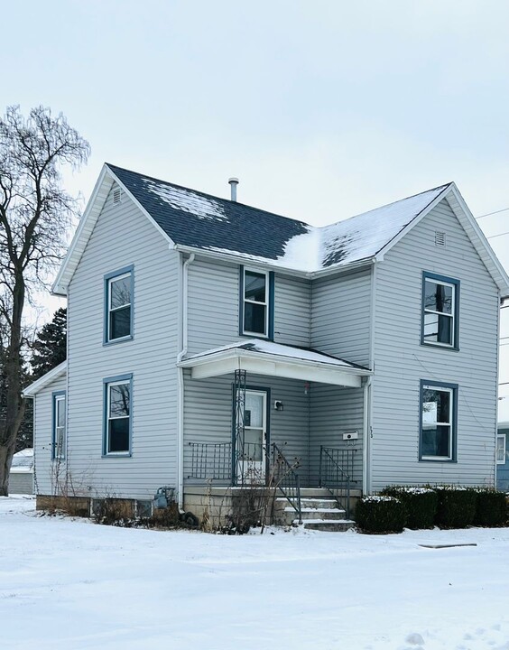 173 Oak St in Tiffin, OH - Building Photo