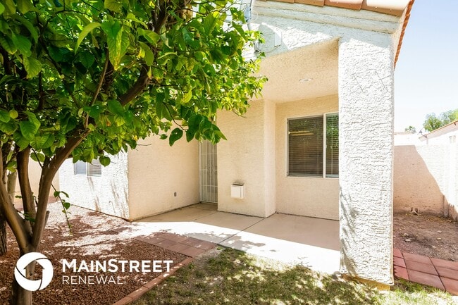 7616 Picnic St in Las Vegas, NV - Building Photo - Building Photo