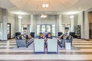 Hyde Park at Wells Branch Apartments
