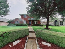 1534 Chapman Dr in Lancaster, TX - Building Photo