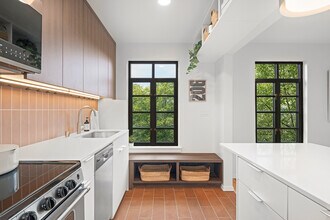 Belroy in Seattle, WA - Building Photo - Building Photo