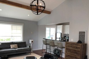 422 Ashland Ave, Unit A in Santa Monica, CA - Building Photo