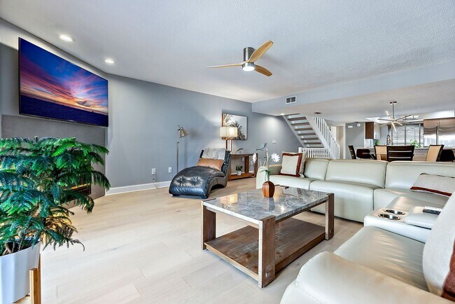 637 Pinellas Bayway S in St. Petersburg, FL - Building Photo - Building Photo