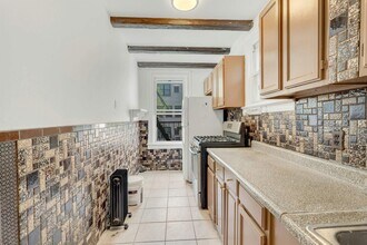 17 Hancock Ave in Jersey City, NJ - Building Photo - Building Photo
