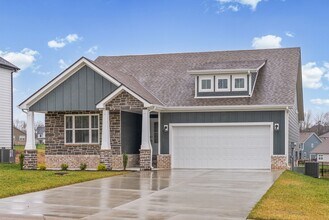 1601 Collins View Way in Clarksville, TN - Building Photo - Building Photo