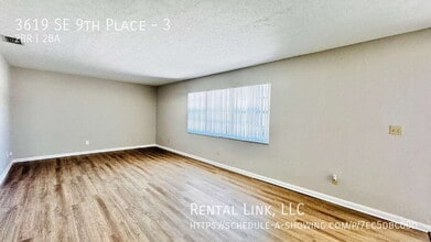 3619 SE 9th Pl in Cape Coral, FL - Foto de edificio - Building Photo